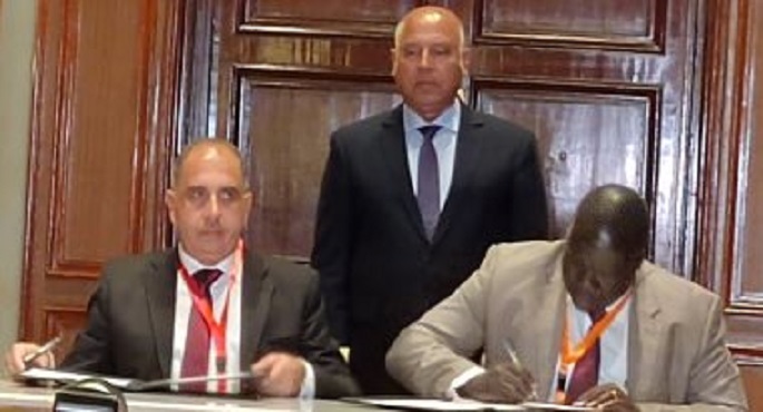توقيع مذكرة تعاون بين هيئتي النقل النهري بمصر وجنوب السودان