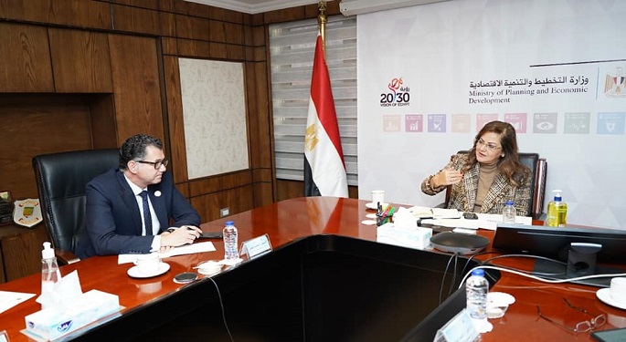 وزيرة التخطيط تبحث الخطوات المستقبلية لمبادرات الوزارة بمؤتمر المناخ