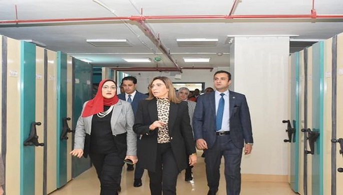 بالصور.. وزيرة الثقافة تتفقد دار الكتب والوثائق القومية