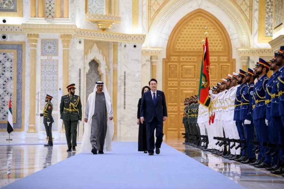 رئيسا الإمارات وكوريا الجنوبية يبحثان فرص التعاون المشترك