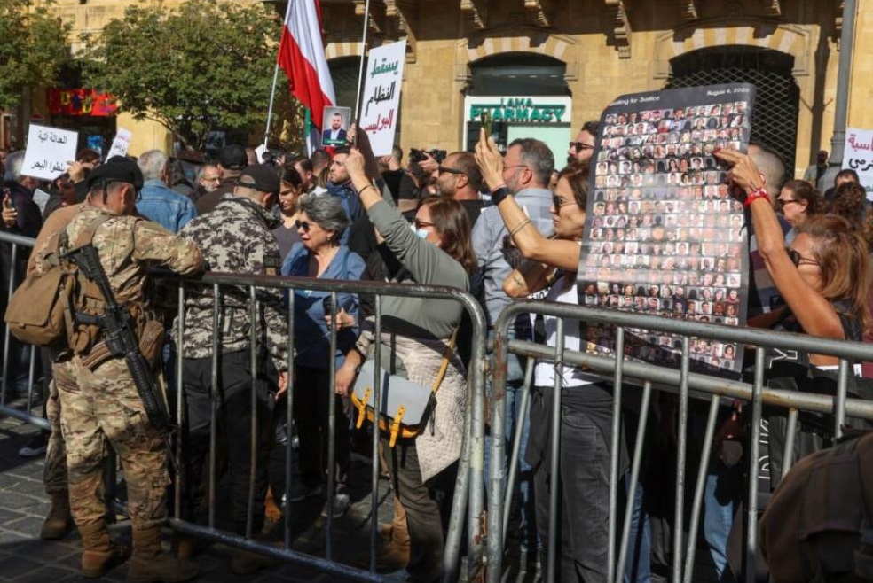 استئناف التحقيق في انفجار مرفأ بيروت بتوجيه اتهامات لـ 8 مسئولين جدد