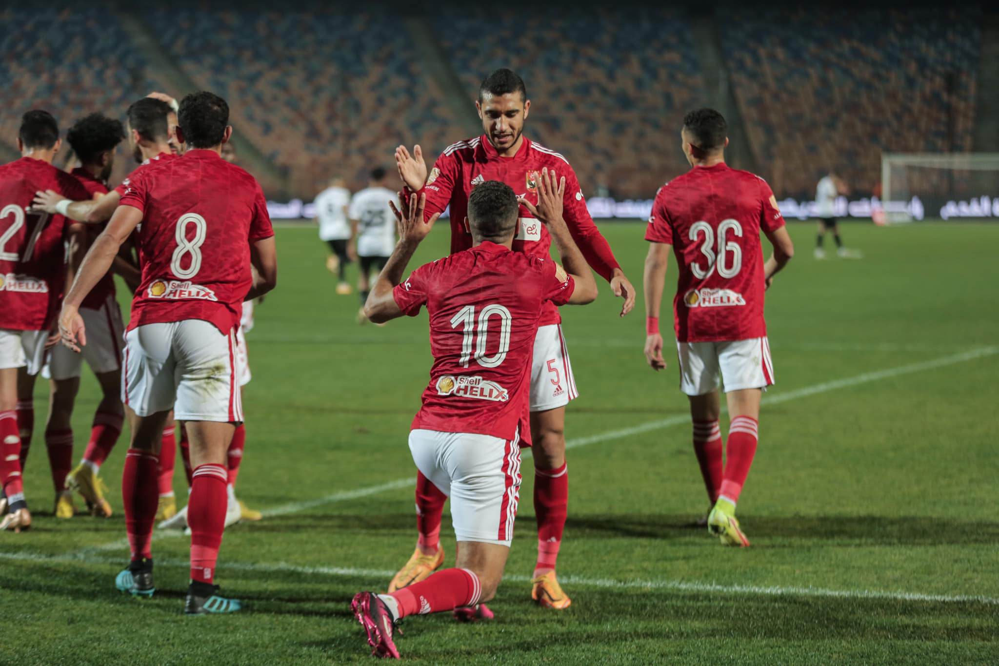 الأهلي ينظم رحلات مجانية لنقل الجماهير إلى الإسكندرية لمؤازرة الفريق أمام شباب بلوزداد