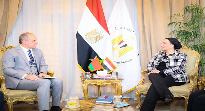 بالصور .. وزيرة البيئة تناقش مع سفير بيلاروسيا تعزيز التعاون الثنائي في مجال الاستثمار البيئي والمناخ