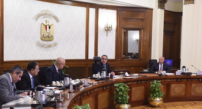مدبولي يتابع تنفيذ مشروعي القطار الكهربائي والمونوريل بالعاصمة الإدارية