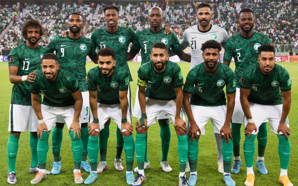 السعودية تواجه عمان لخطف بطاقة التأهل لنصف نهائى خليجي 25