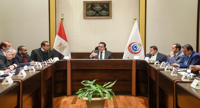 بالصور .. وزير الصحة يوجه ببدء تطوير واعادة تأهيل المستشفيات القديمة بالقاهرة والجيزة والإسكندرية كمرحلة أولى