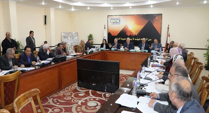 وزير الزراعة يترأس اجتماع لجنة المخصبات الزراعية ويوجه بتسهيل إجراءات التسجيل والإستفادة من البحوث التطبيقية