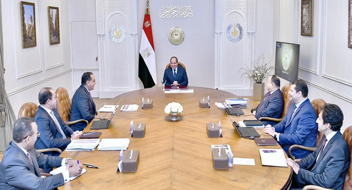 الرئيس السيسي يتابع معدلات الإفراج الحالية والمستقبلية عن البضائع من الموانئ وخروجها إلى الأسواق