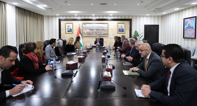 رئيس الوزراء الفلسطيني: على أوروبا استخدام ثقلها الاقتصادي لمنع إسرائيل من القضاء على حل الدولتين
