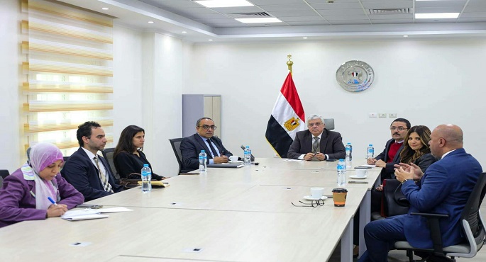 بالصور.. وزير التعليم العالي يبحث سبل دعم التعاون مع شركة مايكروسوفت