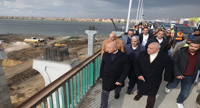 بالصور.. وزير النقل يتفقد مواقع العمل بالمرحلة الثانية من مشروع تطوير الطريق الدائري حول القاهرة الكبرى