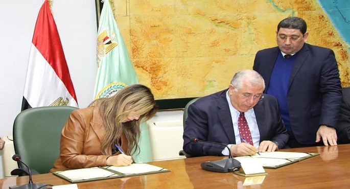 بالصور.. “الزراعة” و”التحالف الوطني للعمل الاهلي” يوقعان برتوكول تعاون لدعم المزراعين ضمن مبادرة “حياة كريمة”