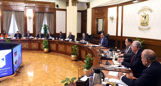 بالصور.. رئيس الوزراء يترأس الاجتماع الأول للجنة العليا لتنفيذ وثيقة سياسة ملكية الدولة