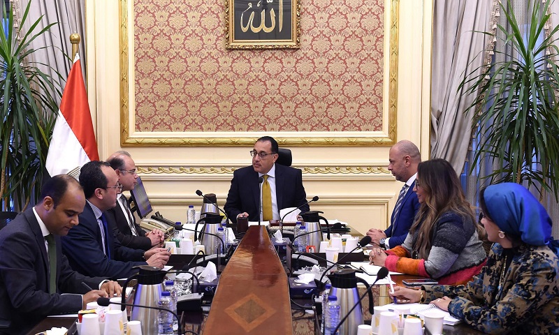 بالصور .. مدبولي : نعمل على استكمال برنامج توسيع قاعدة ملكية الشركات المملوكة للدولة من خلال سوق الأوراق المالية