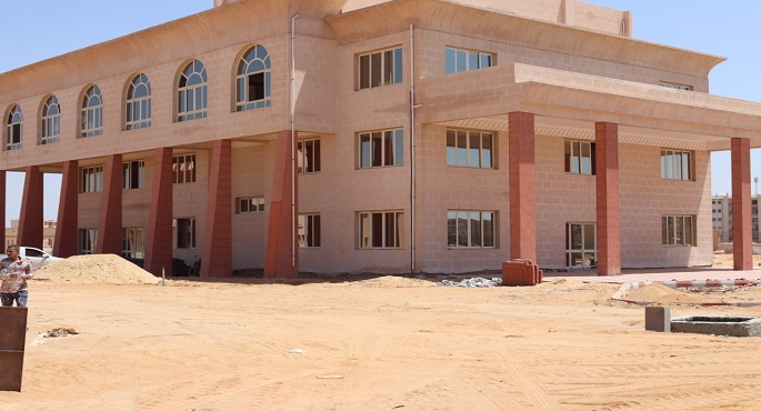 بالصور .. وزير الإسكان: جارٍ تنفيذ 1632 وحدة سكنية بالمبادرة الرئاسية “سكن كل المصريين” وناد ومدارس بالعاشر من رمضان
