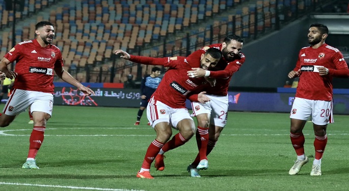الأهلي يقسو على بيراميدز بثلاثية ويستعيد صدارة الدوري