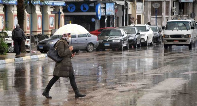 تواصل سقوط الأمطار المتوسطة على الإسكندرية لليوم الثالث على التوالي