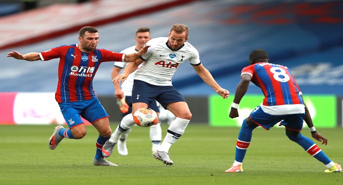 توتنهام ضيفًا ثقيلًا أمام كريستال بالاس اليوم في الدوري الإنجليزي