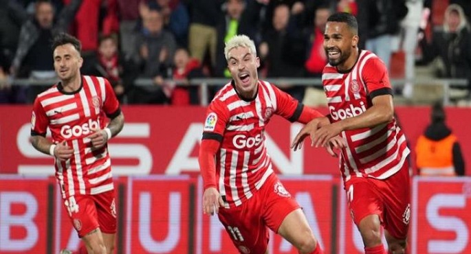 جيرونا يفوز على إشبيلية 2ـ1 في الدوري الإسباني