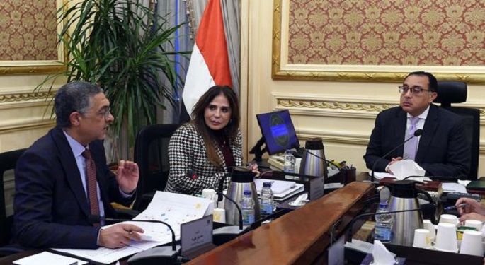 رئيس الوزراء يلتقي الرئيس التنفيذي للهيئة العامة للاستثمار والمناطق الحرة لمتابعة عدد من الملفات