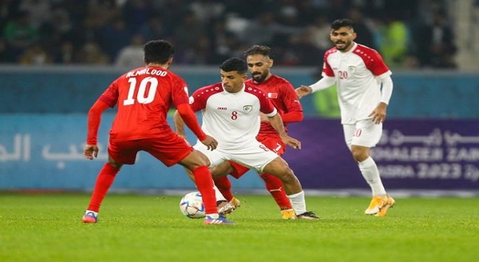 عمان تعبر البحرين وتضرب موعدًا مع العراق بنهائي خليجي 25