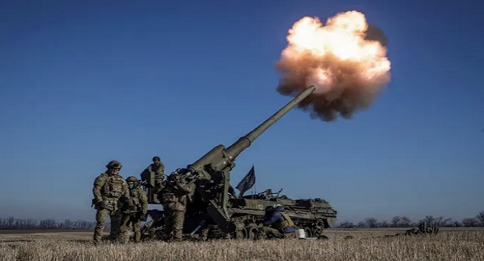 سلطات دونيتسك تعلن تعزيز القوات الروسية  مواقعها في الجزء الشرقي من أوجليدار .. وأوكرانيا تنفي