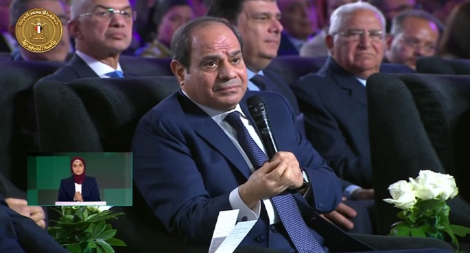 الرئيس السيسي يطالب التحالف الوطني للعمل الأهلي التنموي بإعطاء أولوية للزراعة في مبادراته