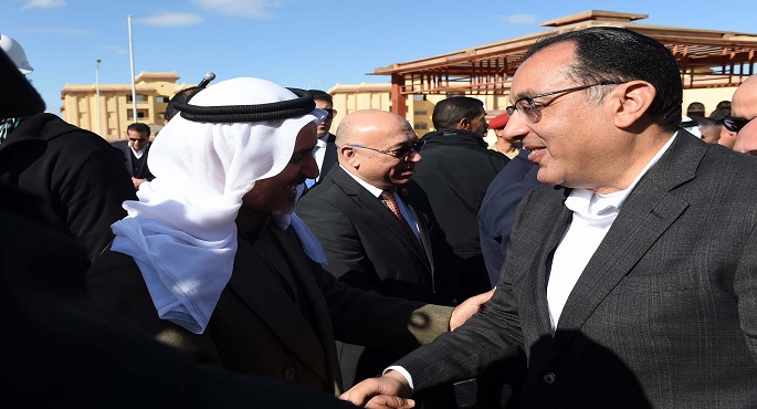 رئيس الوزراء يتفقد أعمال تطوير وحدات الإسكان التعاونى بالعريش