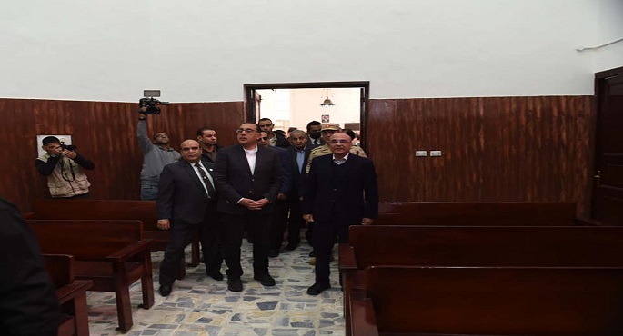 بالصور ..مدبولى يتفقد محكمة شمال سيناء الإبتدائية بالعريش قبل أيام من عودة انتظام العمل بها