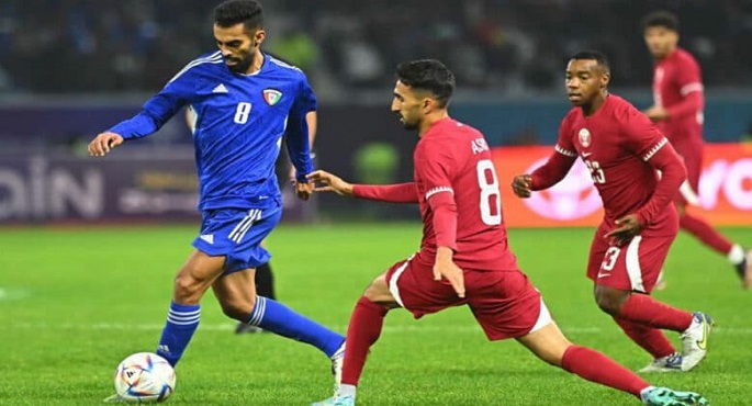 منتخب الكويت لكرة القدم يخسر أولى مبارياته في بطولة (خليجي 25) أمام قطر 2-0