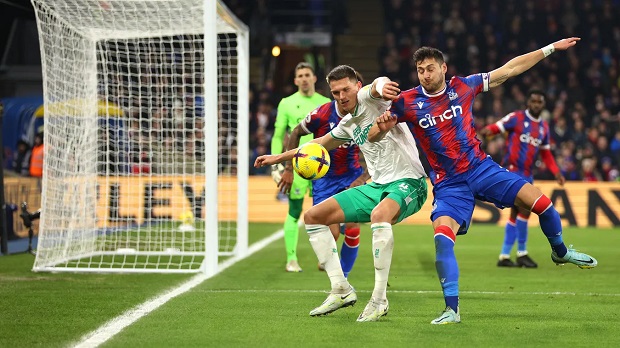 نيوكاسل يتعادل سلبيا مع كريستال بالاس في الدوري الإنجليزي الممتاز