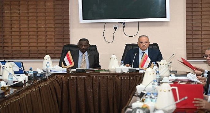 بالصور.. وزيرا الرى المصرى والسودانى يناقشان التعاون والتنسيق المشترك في إدارة مورد نهر النيل