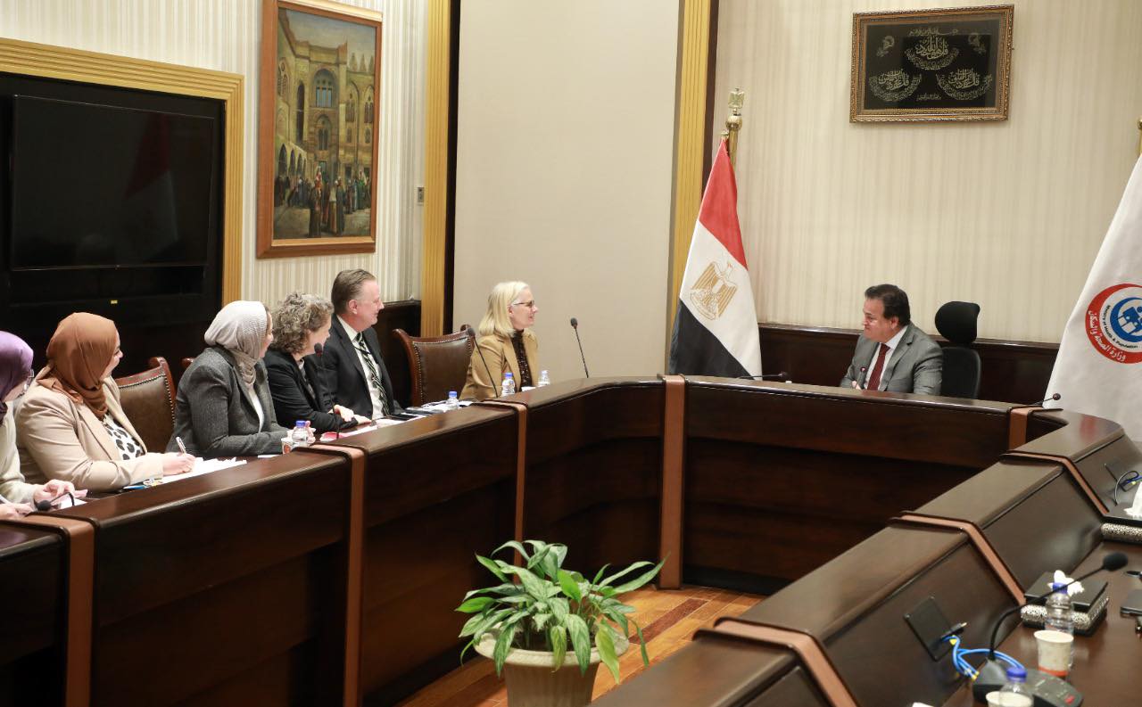 بالصور .. وزير الصحة يستقبل مدير الوكالة الأمريكية للتنمية الدولية لبحث التعاون المشترك