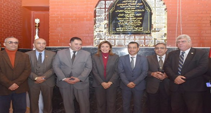 بالصور.. وزيرة الثقافة تفتتح قصر ثقافة “روض الفرج” بعد تجديده وتطويره