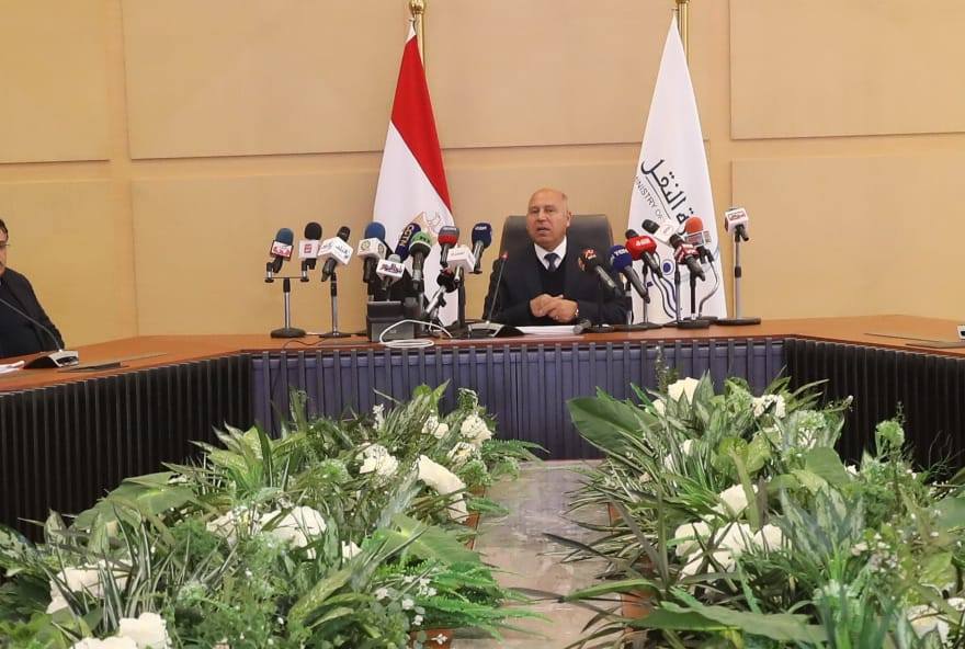 بالصور.. وزير النقل: المرحلة الأولى من انتقال الوزارات ومجلس الوزراء للعاصمة الإدارية مارس المقبل