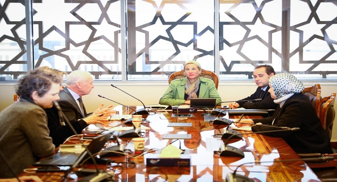 وزيرة البيئة تناقش مع بعثة البنك الدولي دور برنامج تمويل سياسات التنمية في تنفيذ أجندة مصر في ملف المناخ