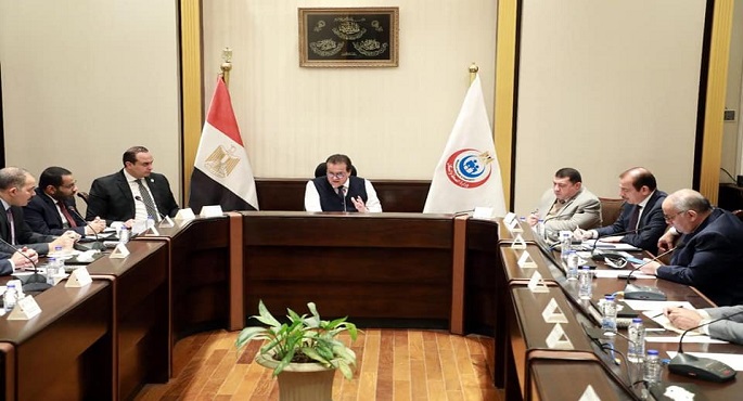 وزير الصحة يشدد على ميكنة وحوكمة الإجراءات الخاصة بمتابعة انتظام عمل العاملين بالمنشآت الصحية