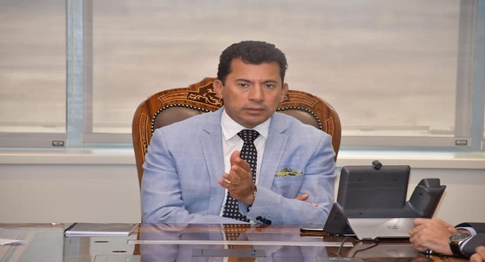 بعد فوزه على أوكلاند سيتى .. وزير الرياضة يطمئن على استعدادات الأهلى لبطولة العالم للأندية بالمغرب