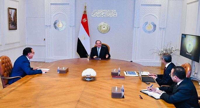 الرئيس السيسي يؤكد أولوية توفير الدعم لتطوير قدرات الشباب ومساندة الشركات الناشئة