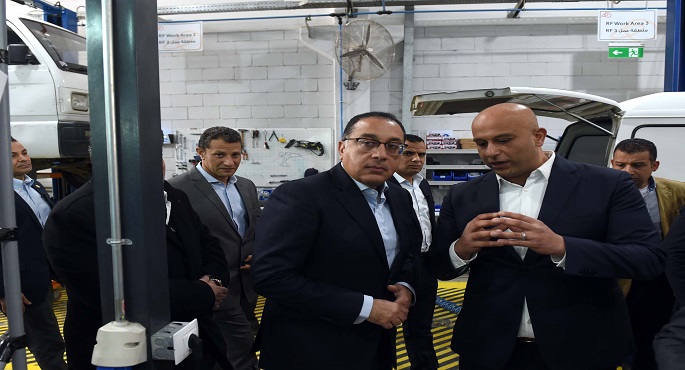 بالصور ..رئيس الوزراء يبدأ جولة لتفقد مشروعات مهمة بمدينة السادس من أكتوبر