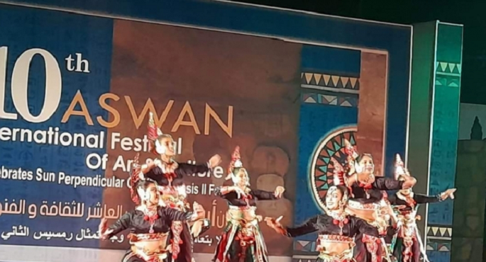 ختام مهرجان أسوان للفنون بالتزامن مع تعامد الشمس على وجه رمسيس بأسوان