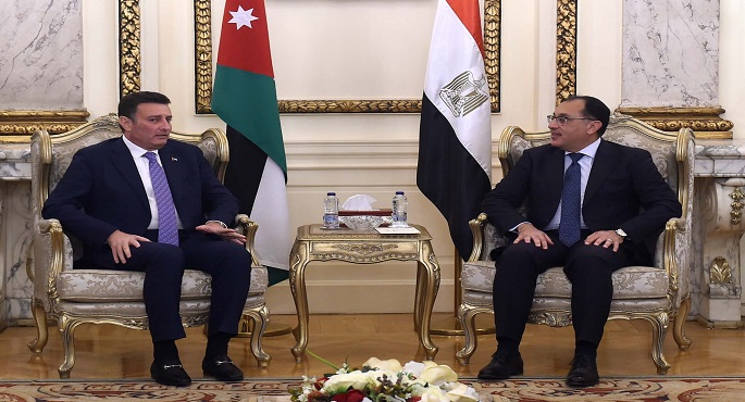 بالصور.. رئيس الوزراء يلتقي رئيس مجلس النواب الأردني لبحث الملفات المشتركة