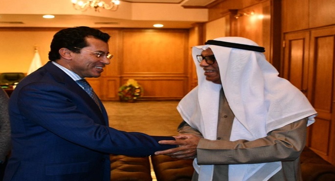 بالصور.. أشرف صبحي يبحث آليات التعاون مع رئيس الاتحاد العربى للجمباز
