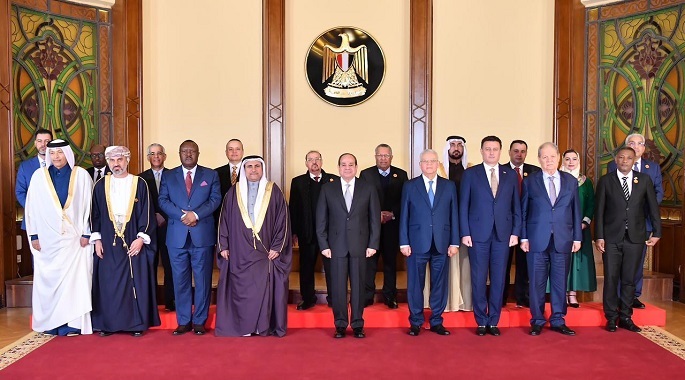 بالصور .. الرئيس السيسي يؤكد حرص مصر على دعم الدول العربية في مساعيها لتحقيق الاستقرار والتنمية