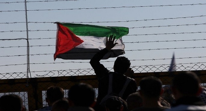 لليوم الـ 17 على التوالي.. الأسرى الفلسطينيون يواصلون “العصيان” ضد إدارة سجون الاحتلال