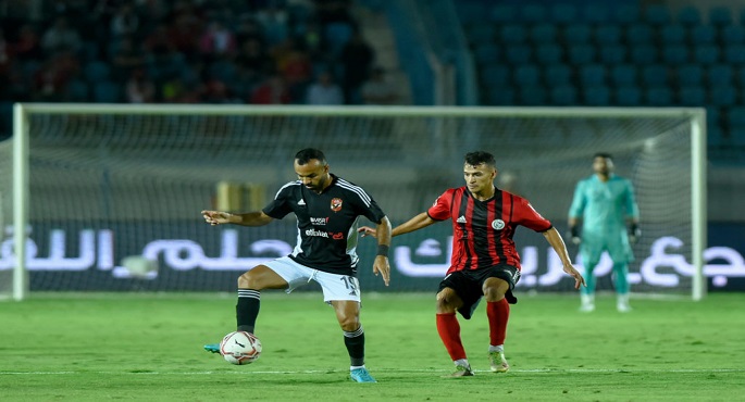 الأهلي يسعى لعبور كمين الداخلية ومواصلة الابتعاد بصدارة الدوري