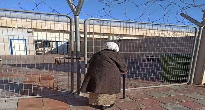 الأسرى في سجون الاحتلال الإسرائيلي يبدأون خطوات لعصيان ينتهي بالإضراب المفتوح عن الطعام