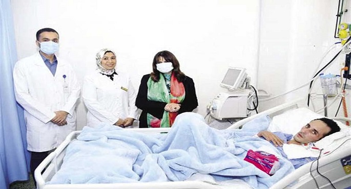 وزيرة الهجرة تتابع حالة الشاب المصري العائد من موزمبيق.. بعد 5 أشهر من الرعاية الطبية في مصر