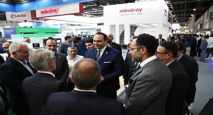 بالصور.. رئيس هيئة الرعاية الصحية يتفقد أجنحة شركات التكنولوجيا الطبية والتحول الرقمي والذكاء الاصطناعي بمعرض الصحة العربي