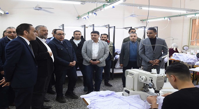 بالصور.. رئيس الوزراء يتفقد المنطقة الصناعية المتطورة بالمحلة الكبرى